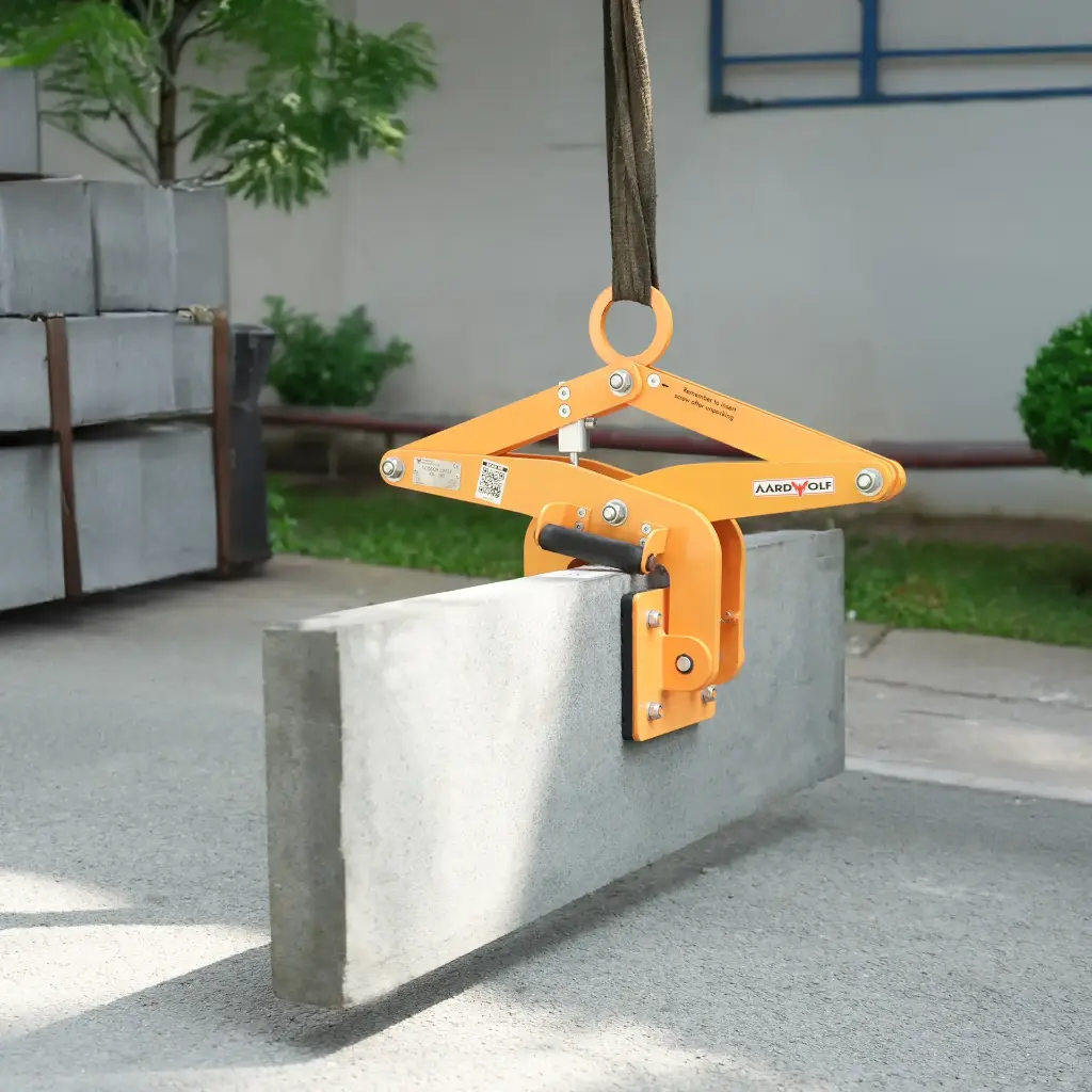 Scissor-Clamp-Lifter-ASL105-working-3.webp